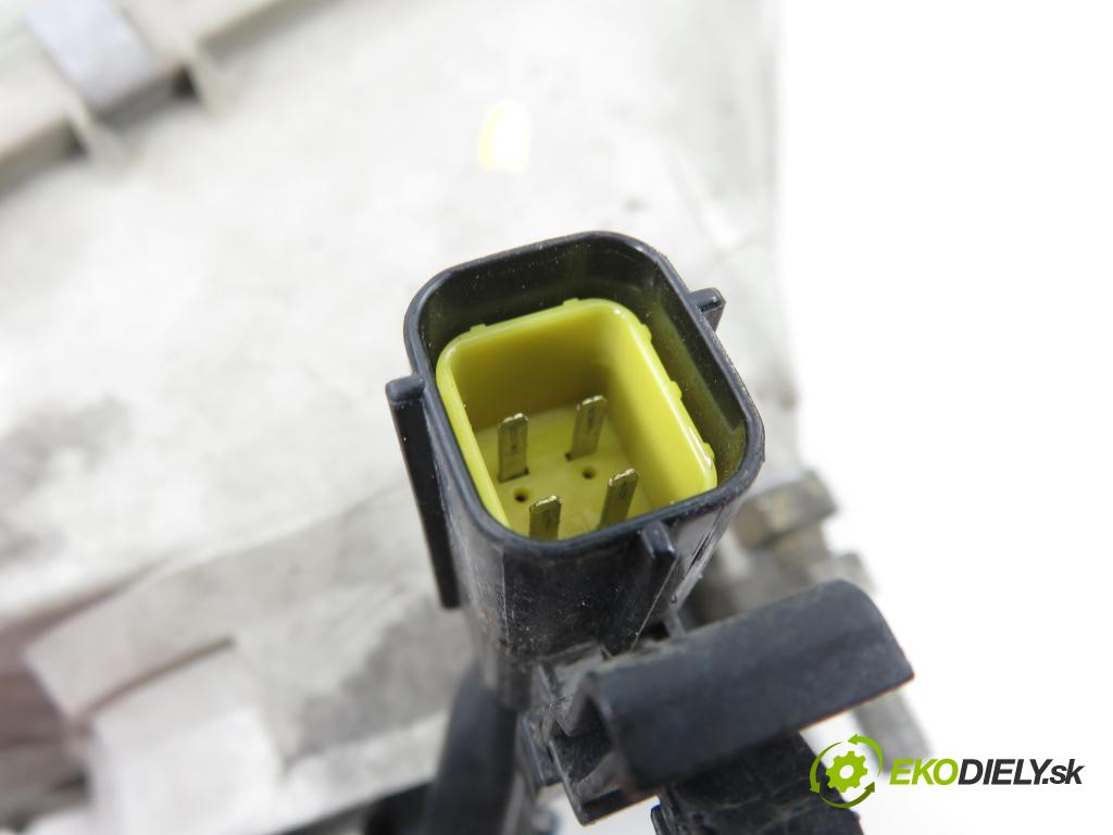 LIGIER NOVA HB 2004 9,00 Lombardini FOCS 500 - LDW502/M3  505,00 Svetlo LP