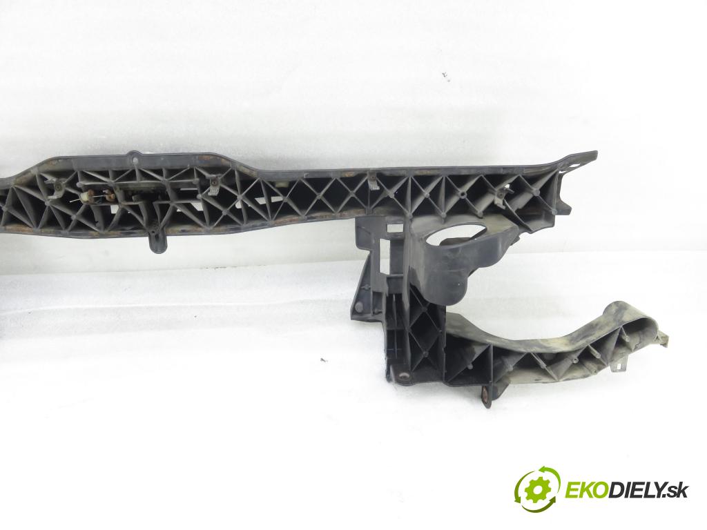 MERCEDES-BENZ VIANO (W639) VAN 2004 110,00 CDI 2.2 150 - OM 646.982 2148,00 Držiak predný 6398800003