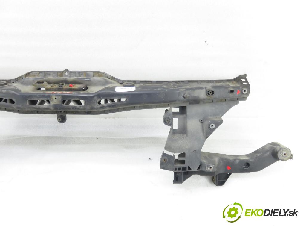 MERCEDES-BENZ VIANO (W639) VAN 2004 110,00 CDI 2.2 150 - OM 646.982 2148,00 Držiak predný 6398800003