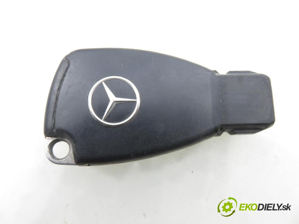 MERCEDES-BENZ VIANO (W639) VAN 2004 110,00 CDI 2.2 150 - OM 646.982 2148,00 spinačka 6395450108 (Spínacia skrinka)