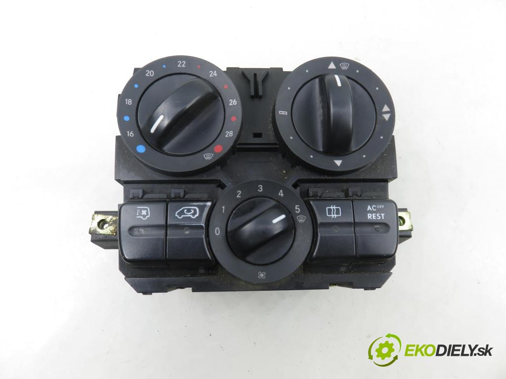 MERCEDES-BENZ VIANO (W639) VAN 2004 110,00 CDI 2.2 150 - OM 646.982 2148,00 Panel kúrenia KLIMATIZACE: A6394460828KZ