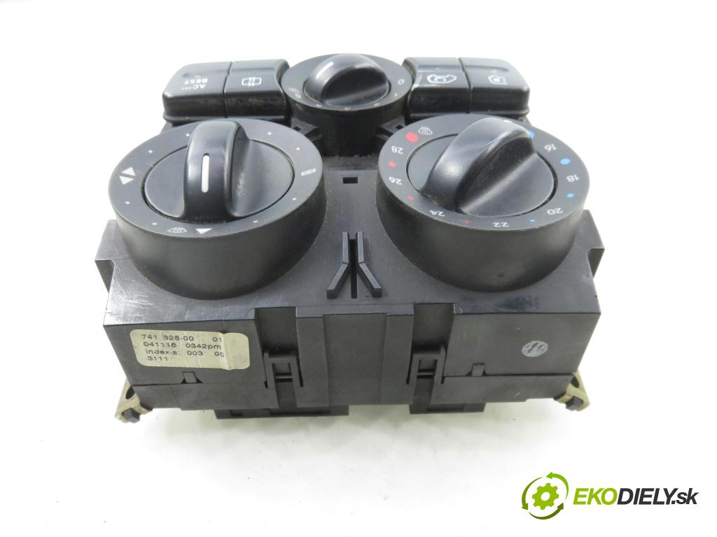 MERCEDES-BENZ VIANO (W639) VAN 2004 110,00 CDI 2.2 150 - OM 646.982 2148,00 Panel kúrenia KLIMATIZACE: A6394460828KZ