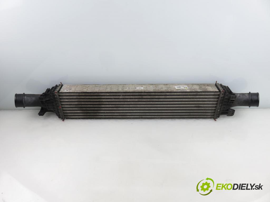 AUDI A4 Avant (8K5, B8) KOMBI 2010 105,00 2.0 TDI - CAGA 1968,00 chladič intercooler 8K0145805G