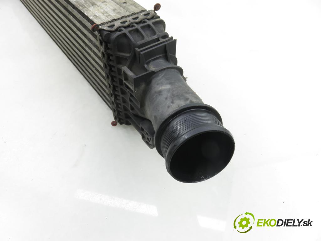 AUDI A4 Avant (8K5, B8) KOMBI 2010 105,00 2.0 TDI - CAGA 1968,00 chladič intercooler 8K0145805G