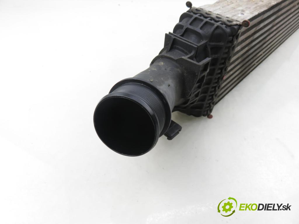 AUDI A4 Avant (8K5, B8) KOMBI 2010 105,00 2.0 TDI - CAGA 1968,00 chladič intercooler 8K0145805G