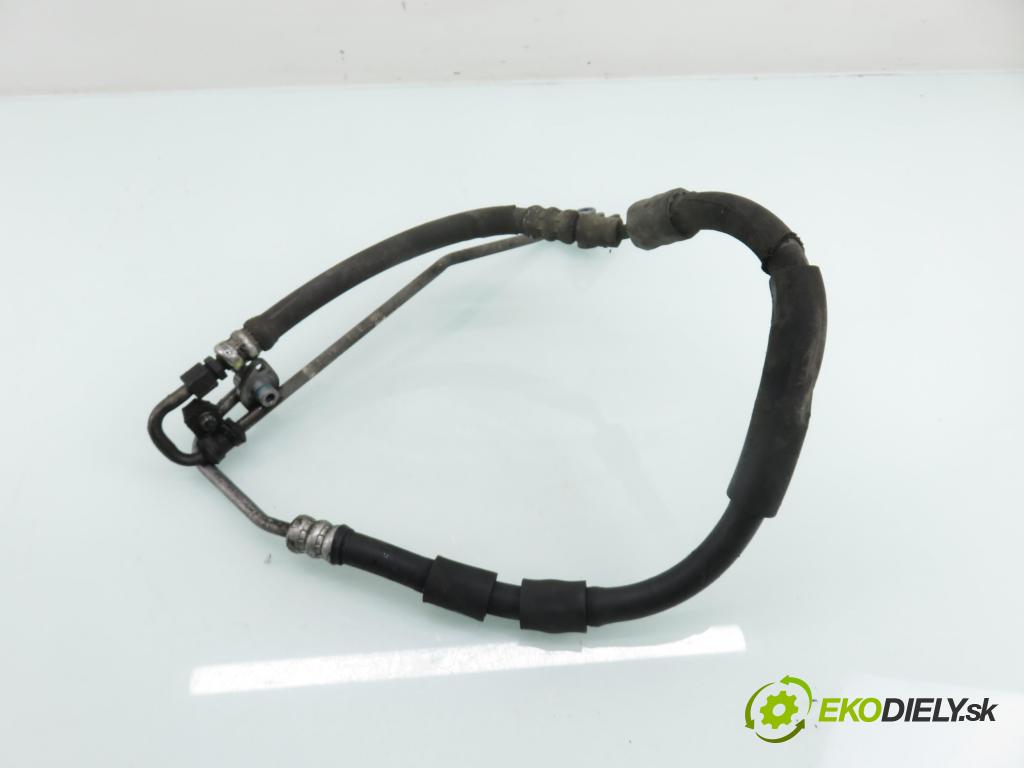 AUDI A4 Avant (8K5, B8) KOMBI 2010 105,00 2.0 TDI - CAGA 1968,00 rúrka / Rúra servočerpadlo 8R1422893R