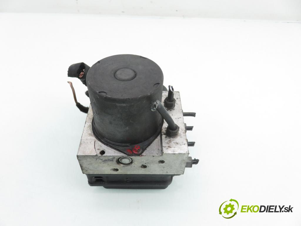 AUDI A4 Avant (8K5, B8) KOMBI 2010 105,00 2.0 TDI - CAGA 1968,00 Pumpa ABS 0265951539 ; 8K0614517ED ; 0265236348 (Pumpa ABS)