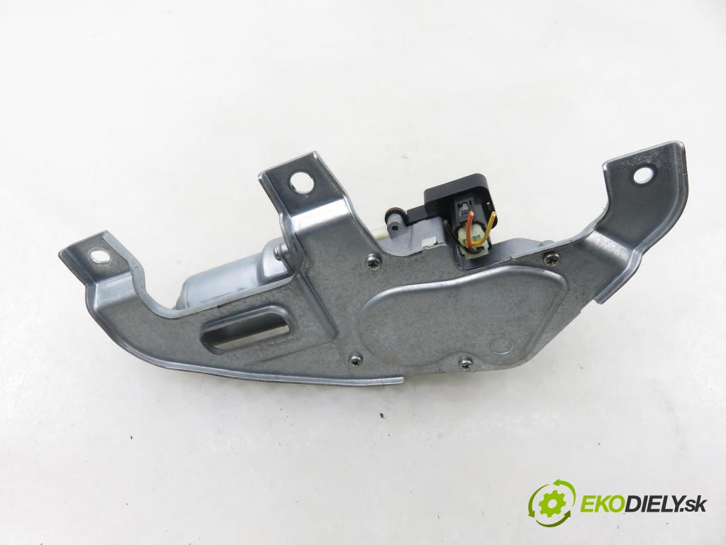 FIAT SEDICI (189_) CROSSOVER 2008 88,00 1.9 D Multijet 120 4x4 - D19AA 1910,00 motorek stěrače ZADNÍ: