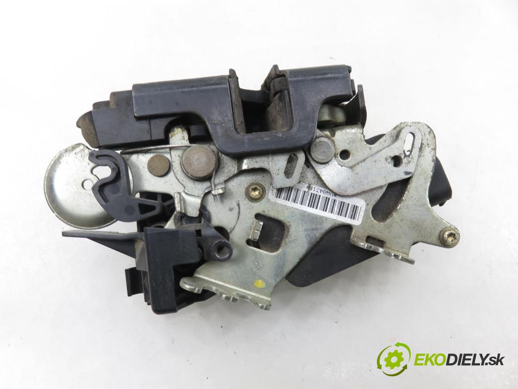 MERCEDES-BENZ VIANO (W639) VAN 2004 110,00 CDI 2.2 150 - OM 646.982 2148,00 zámok Dvere posúvne A2C53016762