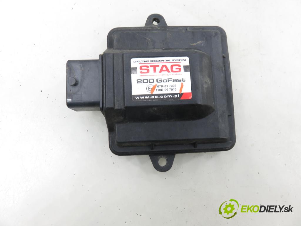 VW PASSAT B5.5 Variant (3B6) KOMBI 2001 85,00 2 - AZM 1984,00 Riadiaca jednotka LPG 67R017009 ; 110R007010