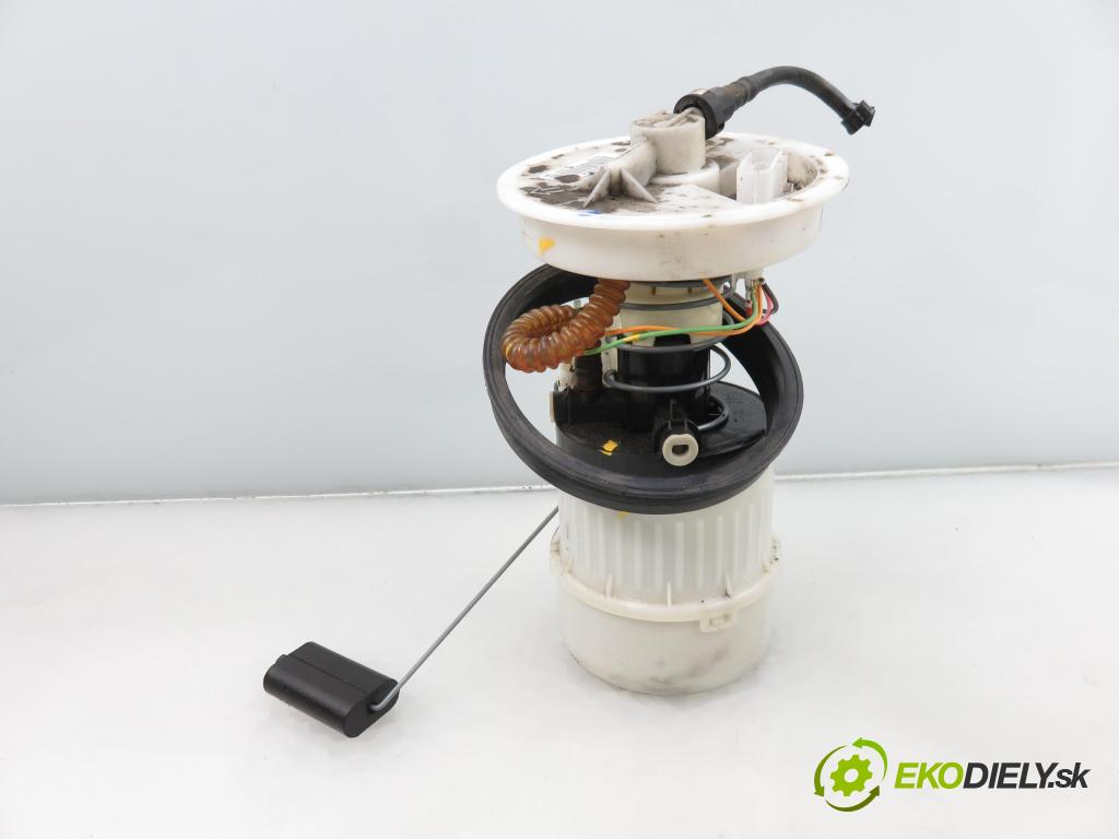 FORD FOCUS C-MAX (DM2) MINIVAN 2004 74,00 1.6 - HWDA 1596,00 Pumpa paliva 3M519H307