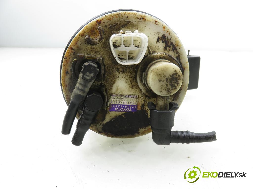 TOYOTA COROLLA kombi (_E12_) KOMBI 2004 66,00 2.0 D-4D (CDE120_) - 1CD-FTV 1995,00 senzor hladiny paliva 7701012340