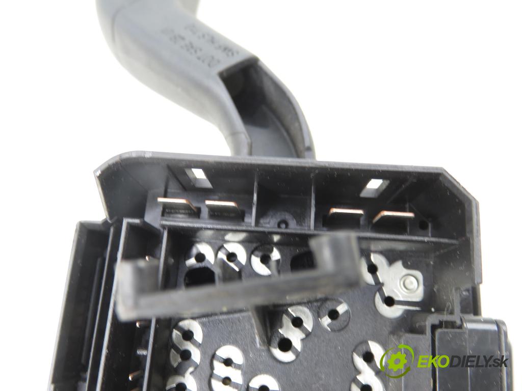 SKODA ROOMSTER (5J) HB 2010 51,00 1.4 TDI - BNM 1422,00 páčka/prepínač 7H0953503GC