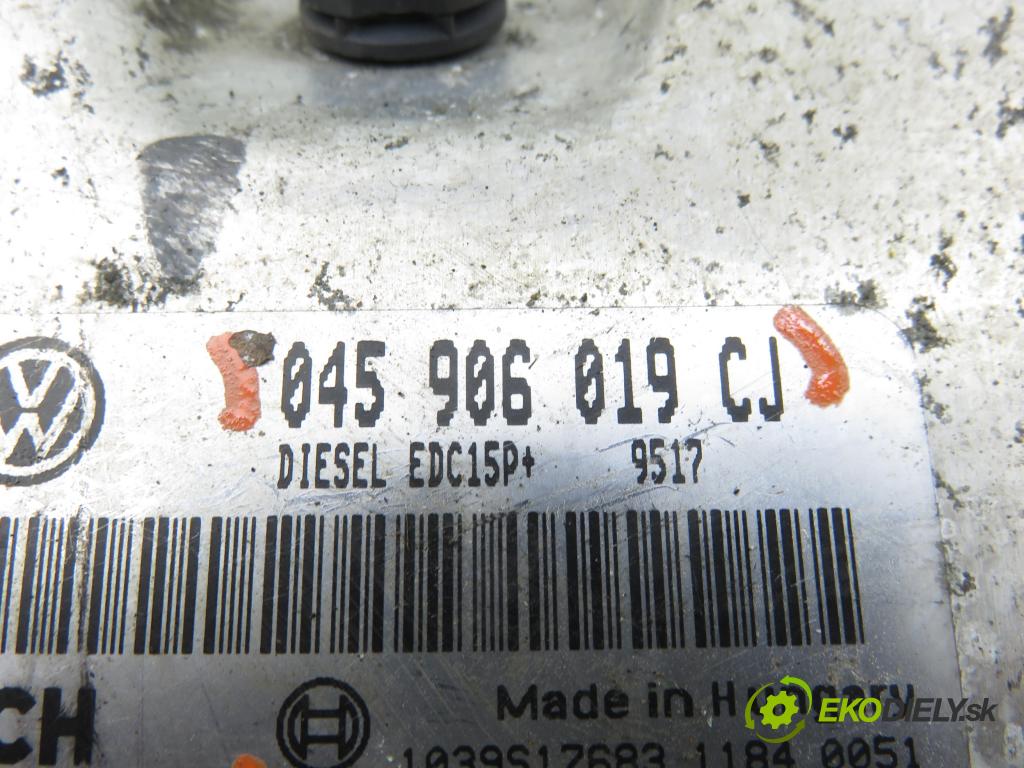 SKODA ROOMSTER (5J) HB 2010 51,00 1.4 TDI - BNM 1422,00 Riadiaca jednotka Motor 045906019CJ ; 0281013180