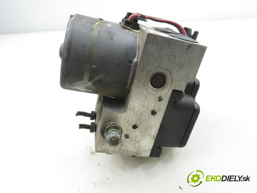 VW PASSAT B5.5 Variant (3B6) KOMBI 2001 85,00 2 - AZM 1984,00 pumpa ABS 0265202401 (Pumpa ABS)