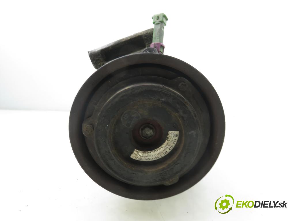 VW PASSAT B5.5 Variant (3B6) KOMBI 2001 85,00 2 - AZM 1984,00 KOMPRESOR: klimatizace 8D0260808 ; 4472208180 (Kompresor klimatizace)