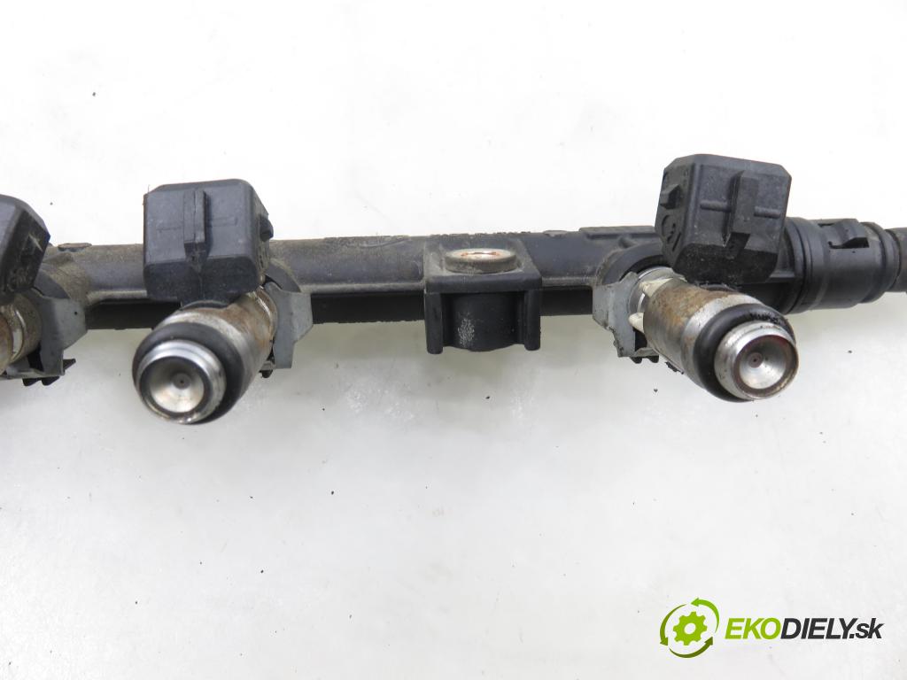 FIAT PANDA (169_) HB 2003 40,00 1.1 54 - 187 A1.000 1108,00 Lišta vstrekovacia 3219018301 ; IWP095 (Vstrekovacia lišta)