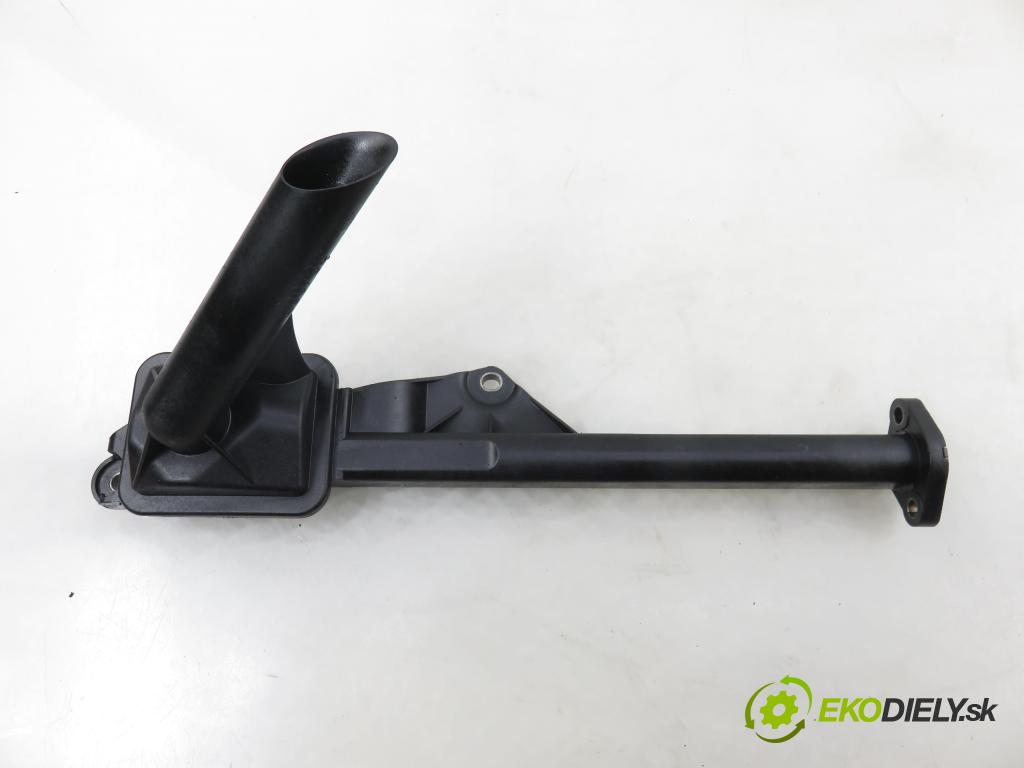 BMW 5 (E60) SEDAN 2005 130,00 525 d - M57 D25 177 (256D2) 2497,00 DRAK: vaňa olejovej 7790058