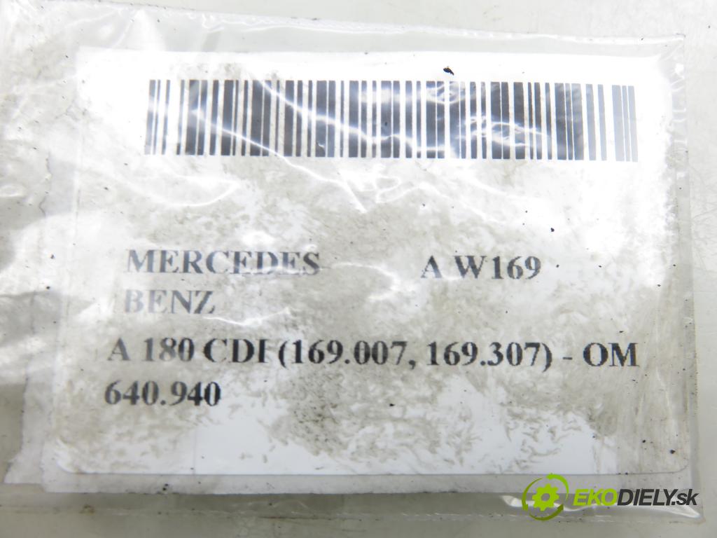 MERCEDES-BENZ KLASA A (W169) HB 2005 80,00 2.0 CDI 109 - OM 640.940 1991,00 Snímač oleja 0041535428 ; 13542405