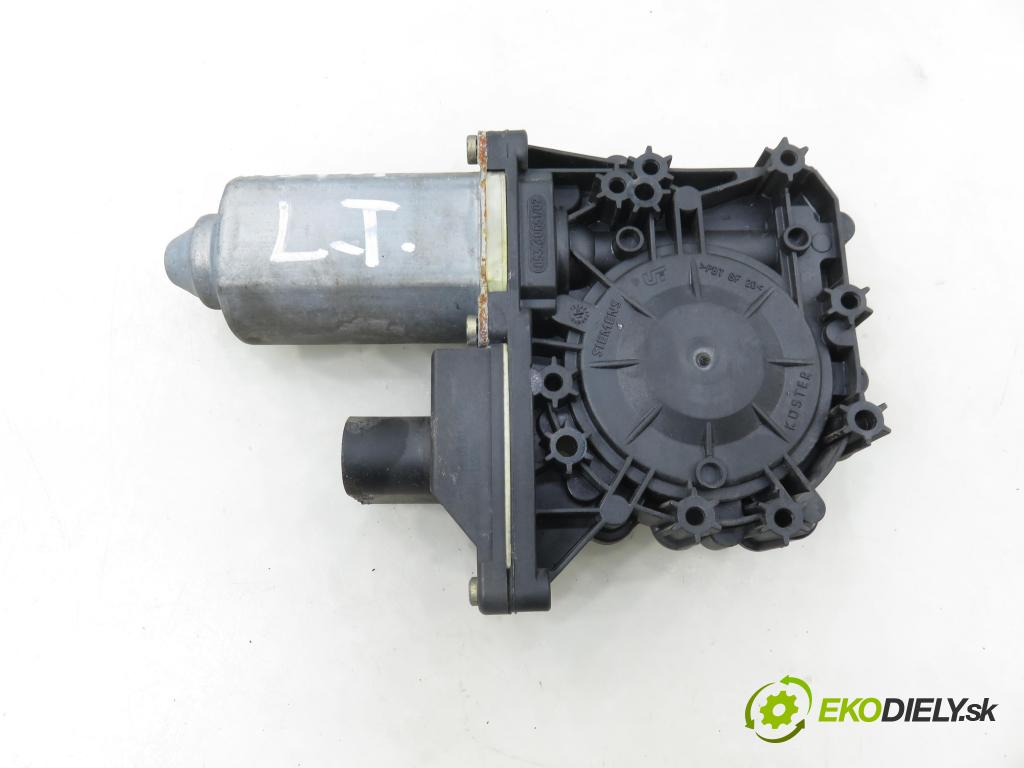 AUDI A3 (8L1) HB 2001 75,00 1.6 - AVU 1595,00 Motorček sťahovania okien LT 8L4959801A