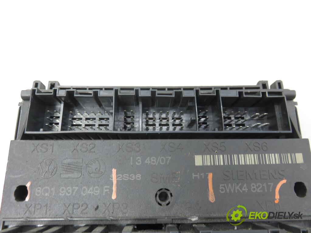 SKODA ROOMSTER (5J) HB 2010 51,00 1.4 TDI - BNM 1422,00 MODUL komfortu 6Q1937049F ; 5WK48217