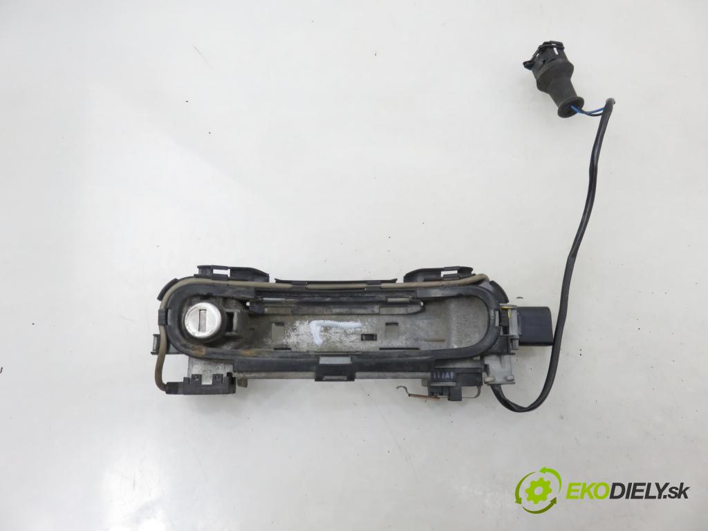 AUDI A3 (8L1) HB 2001 75,00 1.6 - AVU 1595,00 spínačka / VLOŽKY 4B0905851C