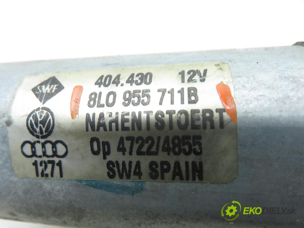 AUDI A3 (8L1) HB 2001 75,00 1.6 - AVU 1595,00 Motorček stierače zadné 8L0955711B