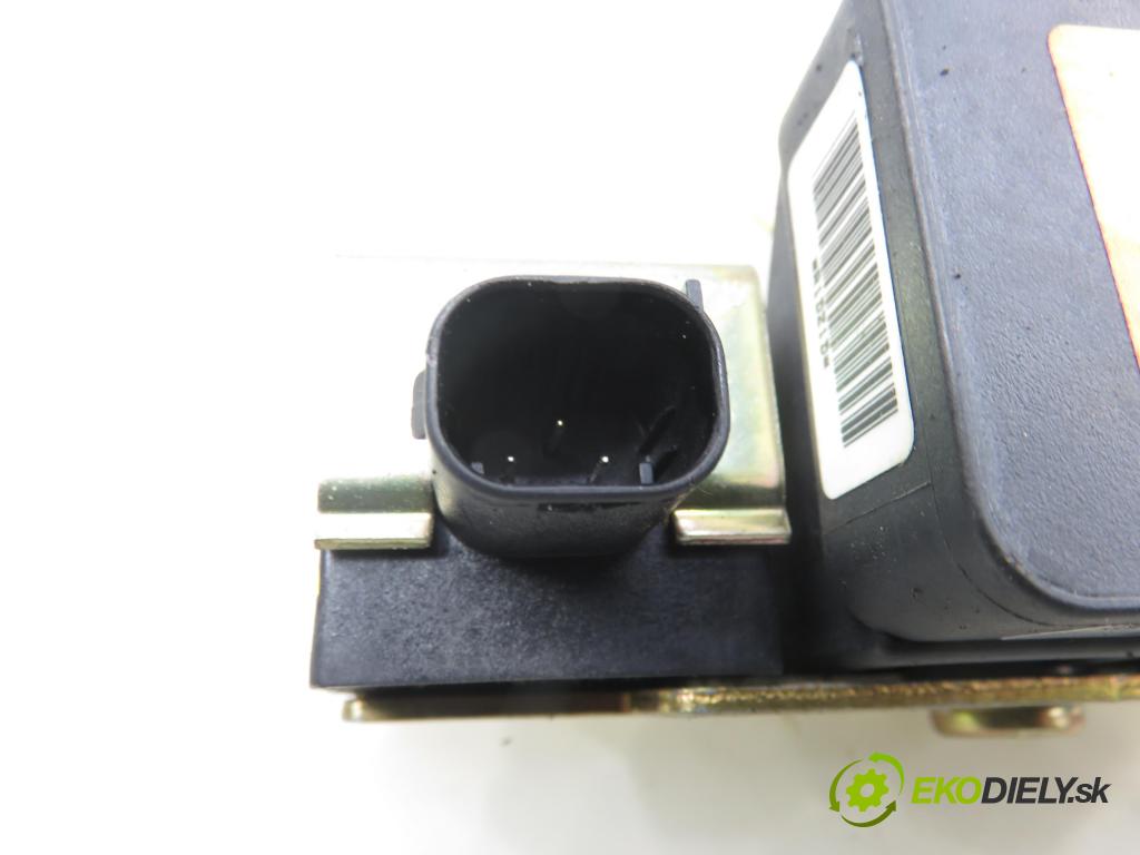 AUDI A3 (8L1) HB 2001 75,00 1.6 - AVU 1595,00 Snímač ESP 1J0907657B ; 10098001121 ; 1J0907651A