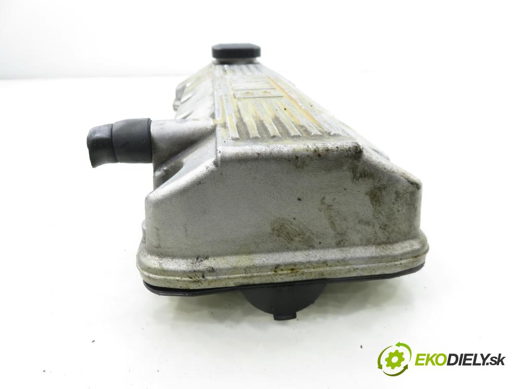 BMW 3 (E46) SEDAN 1999 77,00 316 i 105 - M43 B19 (194E1) 1895,00 kryt Ventilů 1739643