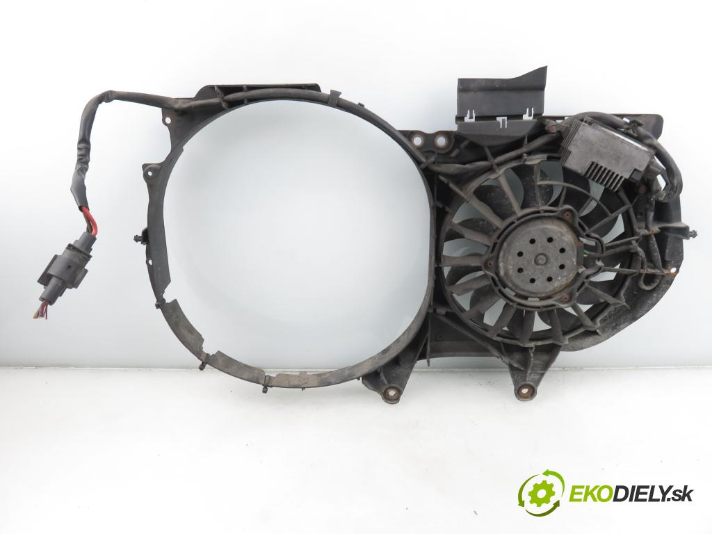 AUDI A4 (8E2, B6) SEDAN 2002 74,00 1.9 TDI PD 101 - AVB 1896,00 Ventilátor chladič klíma/voda 8E0121205T