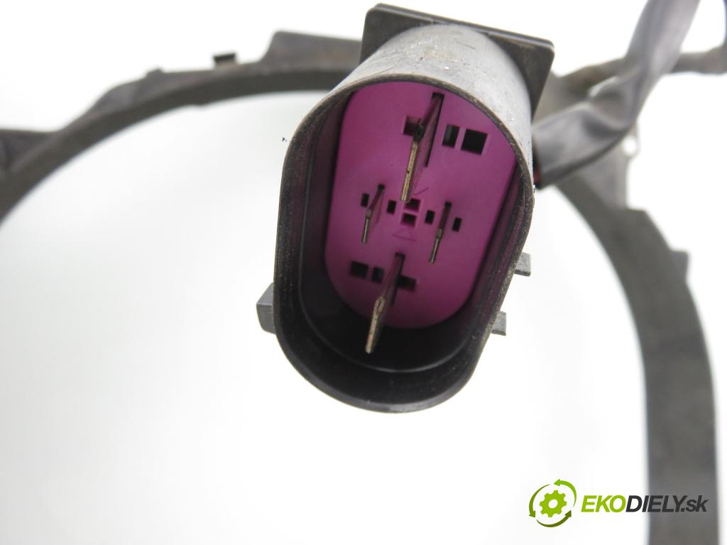 AUDI A4 (8E2, B6) SEDAN 2002 74,00 1.9 TDI PD 101 - AVB 1896,00 Ventilátor chladič klíma/voda 8E0121205T