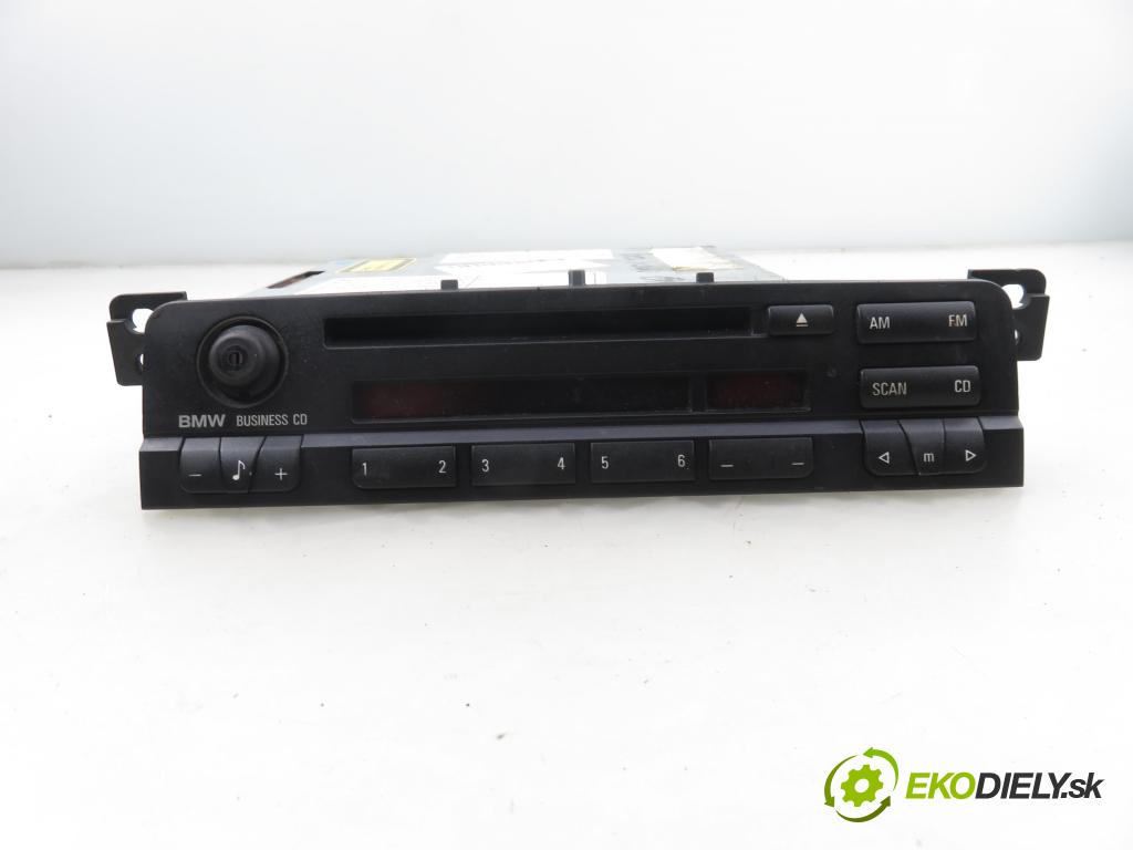 BMW 3 (E46) SEDAN 1999 77,00 316 i 105 - M43 B19 (194E1) 1895,00 RADIO CD 6900605