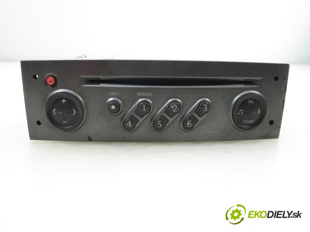 RENAULT GRAND SCENIC II (JM0/1_) VAN 2005 83,00 1.6 - K4M 782 1598,00 RADIO CD 8200300859