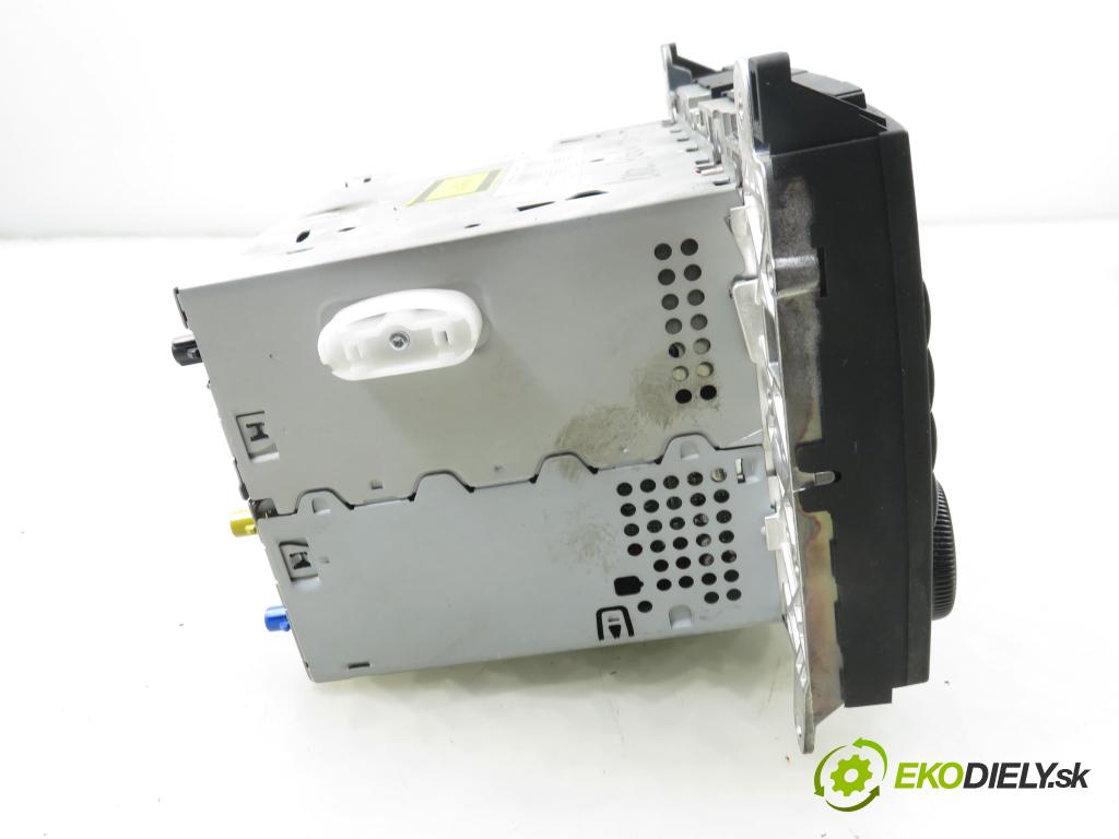 MERCEDES-BENZ KLASA A (W169) HB 2005 80,00 2.0 CDI 109 - OM 640.940 1991,00 RADIO CD 1698205089 ; 2038270062