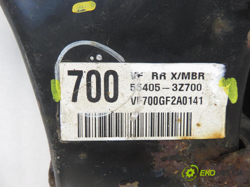 HYUNDAI i40 CW (VF) KOMBI 2012 100,00 1.7 CRDi 136 - D4FD 1685,00 zadné 554053Z700