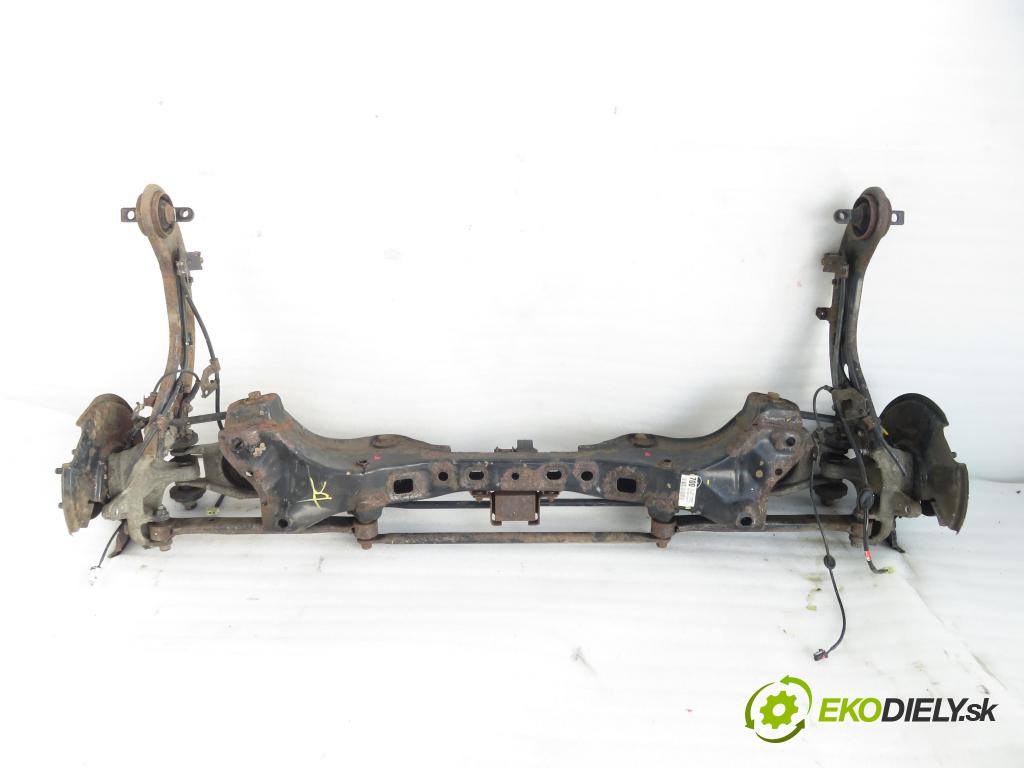 HYUNDAI i40 CW (VF) KOMBI 2012 100,00 1.7 CRDi 136 - D4FD 1685,00 zadné 554053Z700