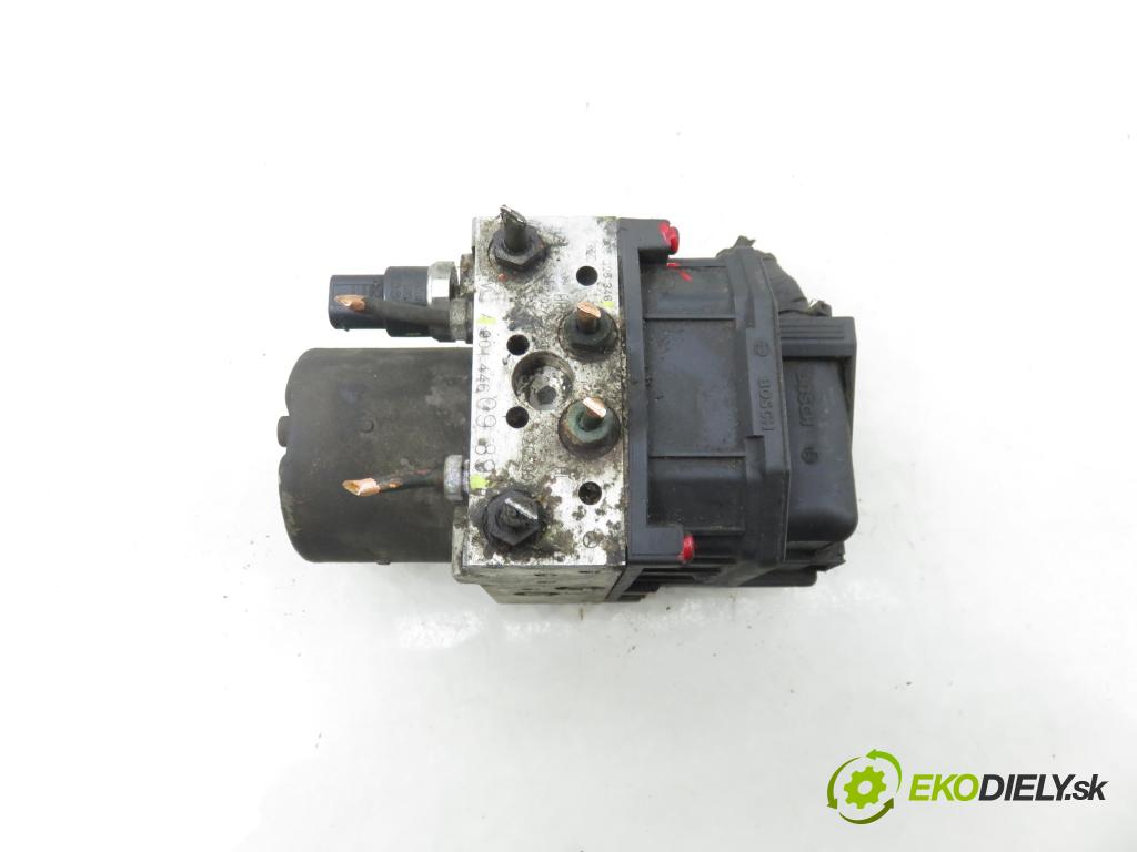 MERCEDES-BENZ VIANO (W639) VAN 2004 110,00 CDI 2.2 150 - OM 646.982 2148,00 Pumpa ABS 0265950159 ; 0044460989 ; 0265225346 (Pumpa ABS)