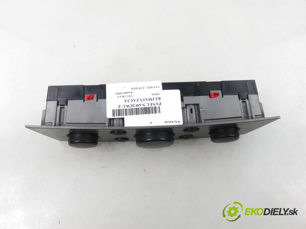 OPEL VECTRA C Kombi (Z02) KOMBI 2004 110,00 1.9 CDTI - Z 19 DTH 1910,00 Panel kúrenia KLIMATIZACE: 13138198