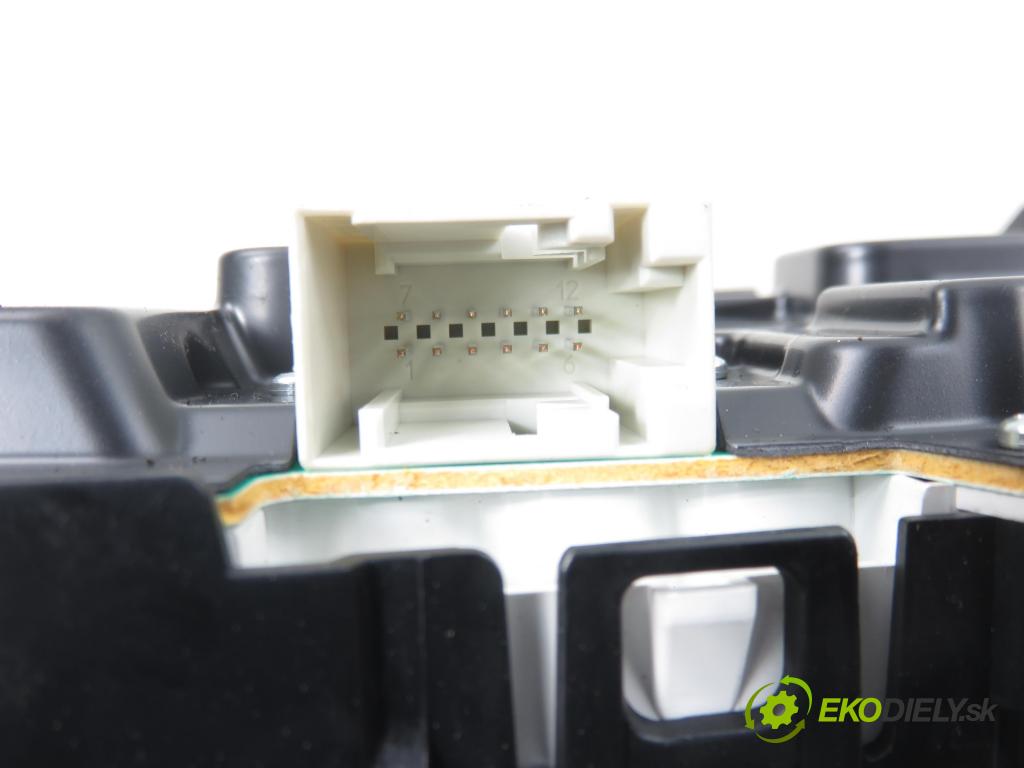 OPEL VECTRA C Kombi (Z02) KOMBI 2004 110,00 1.9 CDTI - Z 19 DTH 1910,00 Prístrojovka elektrický 13186696EG