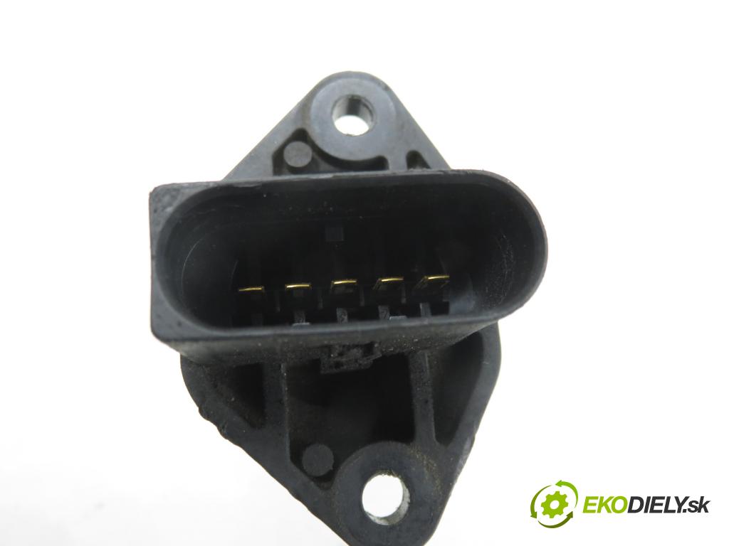 VW PASSAT B6 Variant (3C5) KOMBI 2005 77,00 1.9 TDI - BKC 1896,00 váha vzduchu vzduchu F00C2G2055