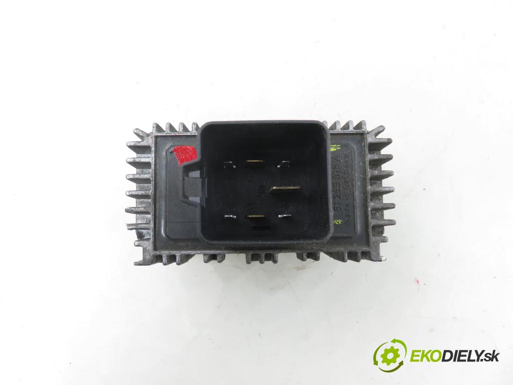 OPEL VECTRA C Kombi (Z02) KOMBI 2004 110,00 1.9 CDTI - Z 19 DTH 1910,00 RELÉ: SWIEC: 55354141 ; 51299018A