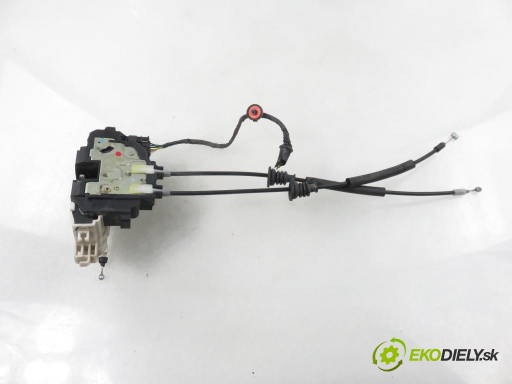 HYUNDAI i30 (FD) HB 2008 85,00 1.6 CRDi - D4FB 1582,00 zámok 813202L030