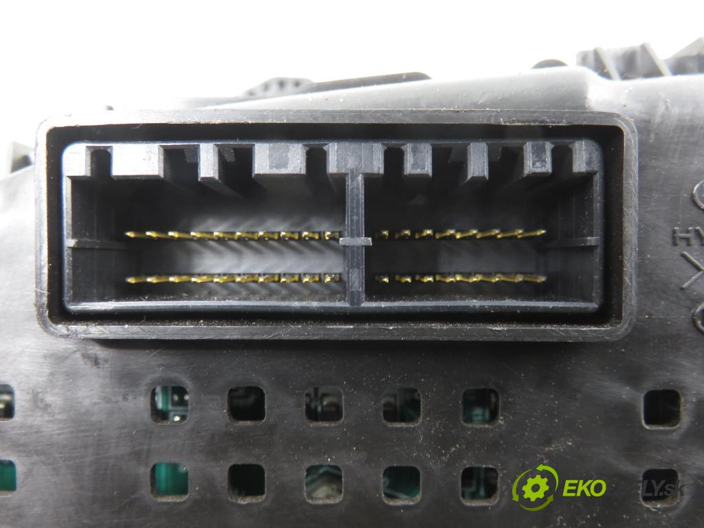 HYUNDAI i30 (FD) HB 2008 85,00 1.6 CRDi - D4FB 1582,00 Prístrojovka elektrický 940032L520