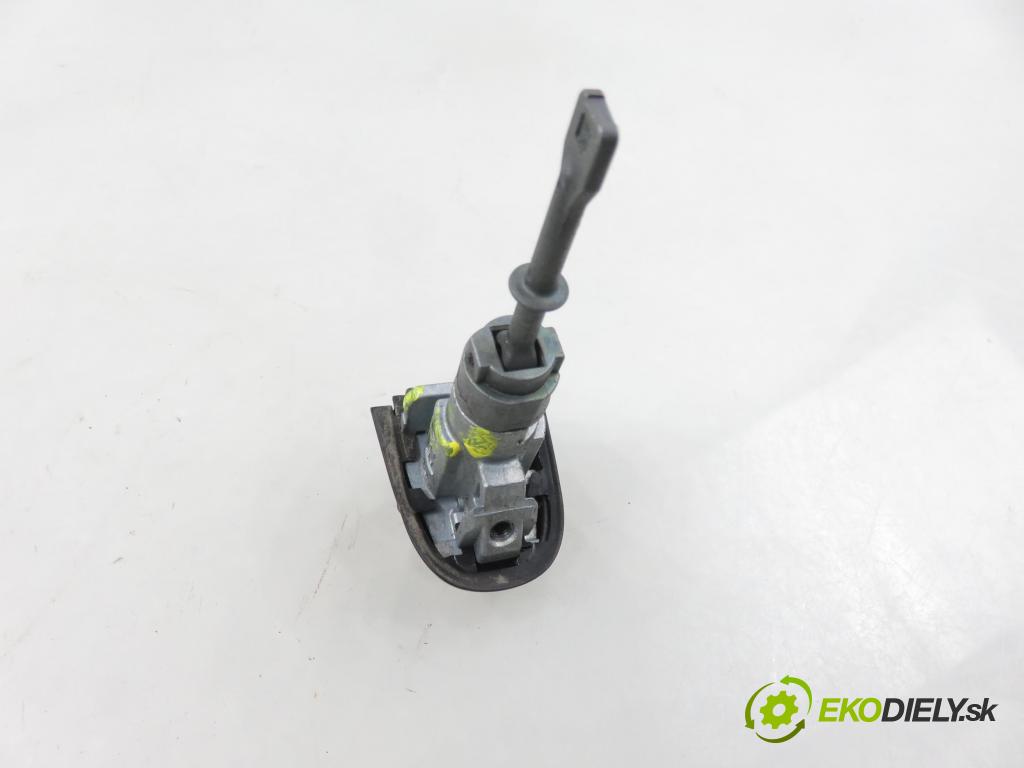 HYUNDAI i20 (PB, PBT) HB 2009 57,00 1.2 - G4LA 1248,00 spinačka / zámky