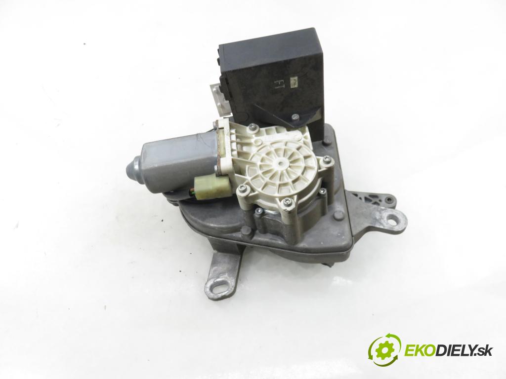 PEUGEOT 607 (9D, 9U) SEDAN 2004 98,00 2.2 HDI - 4HX (DW12TED4/FAP) 2179,00 Mechanizmus otvárania dverí kufor 6559RR