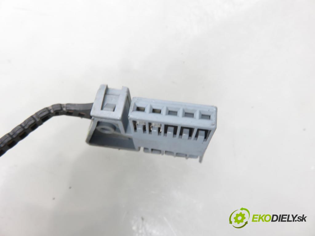 PEUGEOT 607 (9D, 9U) SEDAN 2004 98,00 2.2 HDI - 4HX (DW12TED4/FAP) 2179,00 PÁSKA: air BAG