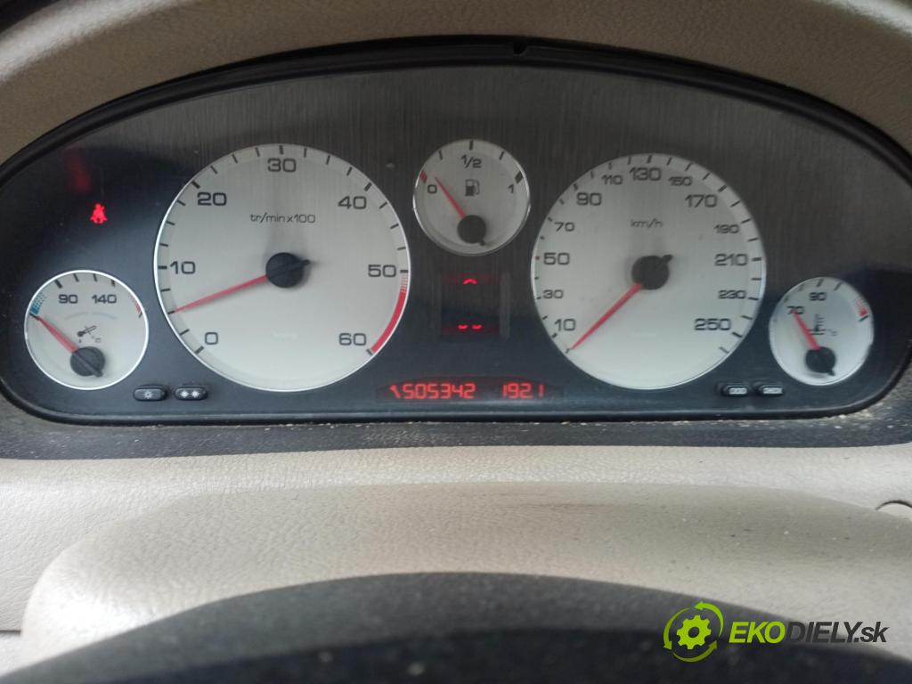 PEUGEOT 607 (9D, 9U) SEDAN 2004 98,00 2.2 HDI - 4HX (DW12TED4/FAP) 2179,00 Prístrojovka elektrický 9648444280