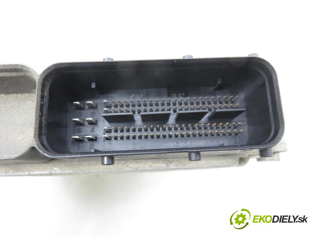 HYUNDAI i20 (PB, PBT) HB 2009 57,00 1.2 - G4LA 1248,00 řídící jednotka motora 9030933220KD ; 3911003345