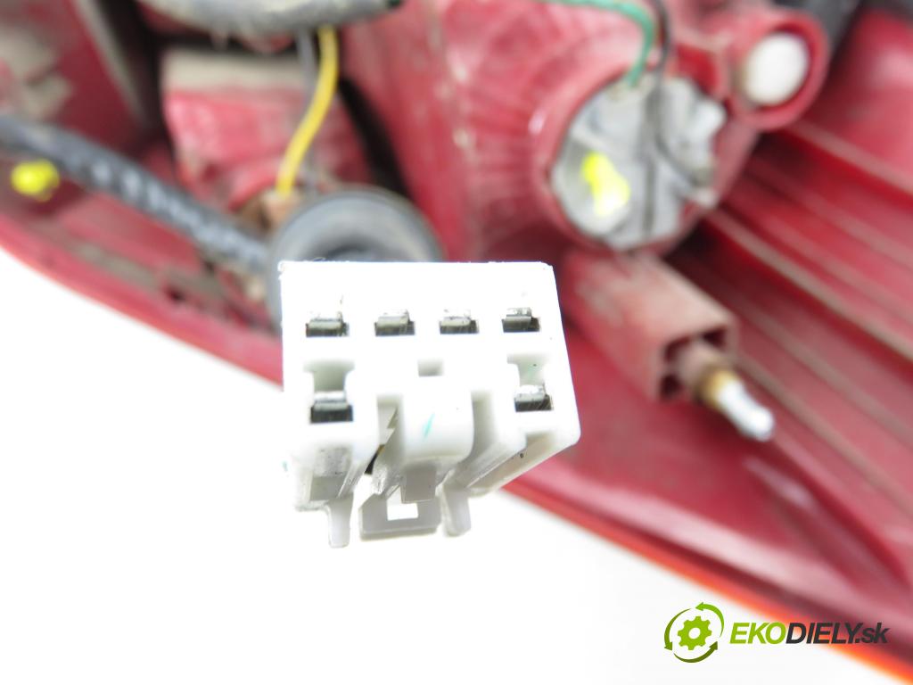 HYUNDAI i20 (PB, PBT) HB 2009 57,00 1.2 - G4LA 1248,00 Svetlo ľavé zadné 924011J000