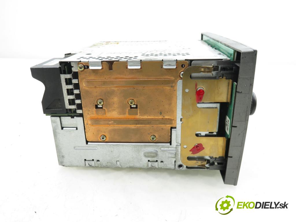 OPEL VECTRA C (Z02) HB 2005 110,00 1.9 CDTI - Z 19 DTH 1910,00 RADIO 13113150